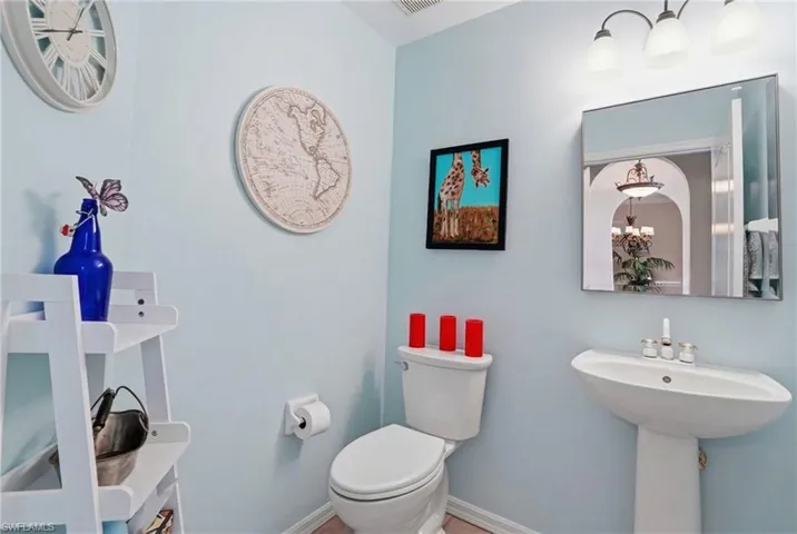 8861 Creek Run Dr, Bonita Springs, Florida 34135