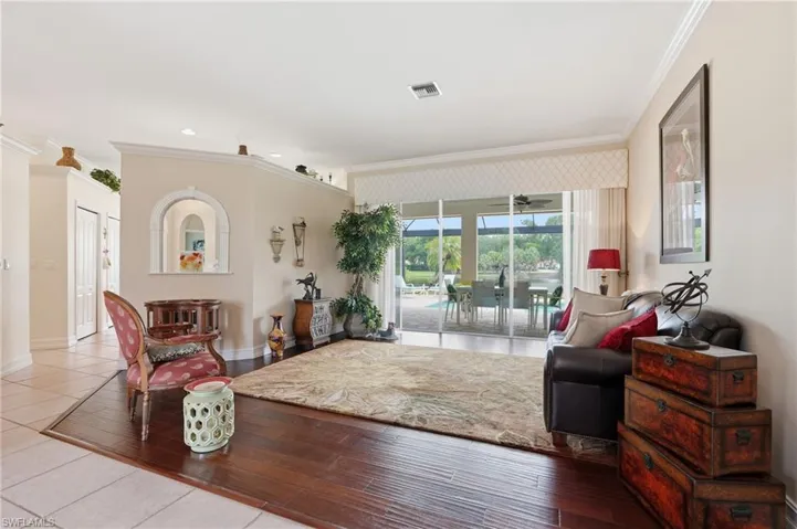 8861 Creek Run Dr, Bonita Springs, Florida 34135