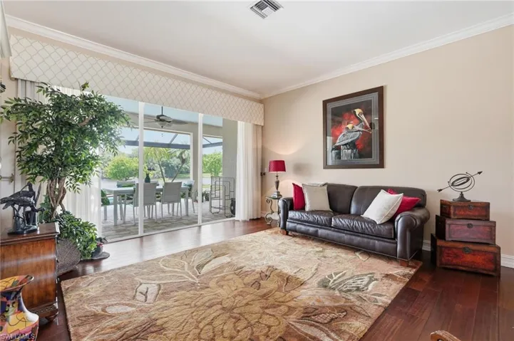 8861 Creek Run Dr, Bonita Springs, Florida 34135