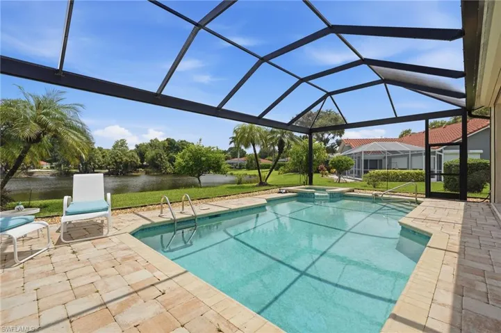 8861 Creek Run Dr, Bonita Springs, Florida 34135