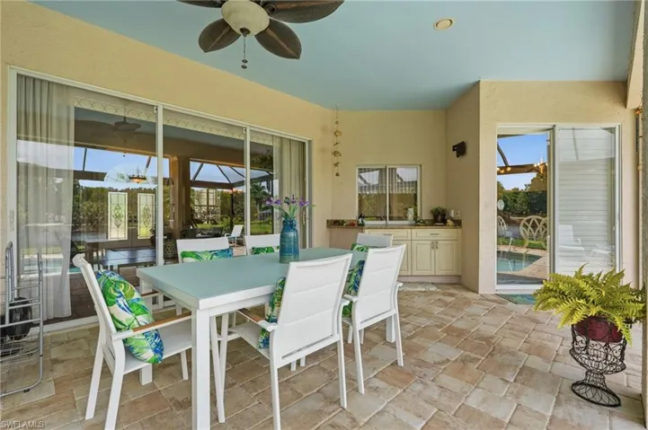 8861 Creek Run Dr, Bonita Springs, Florida 34135