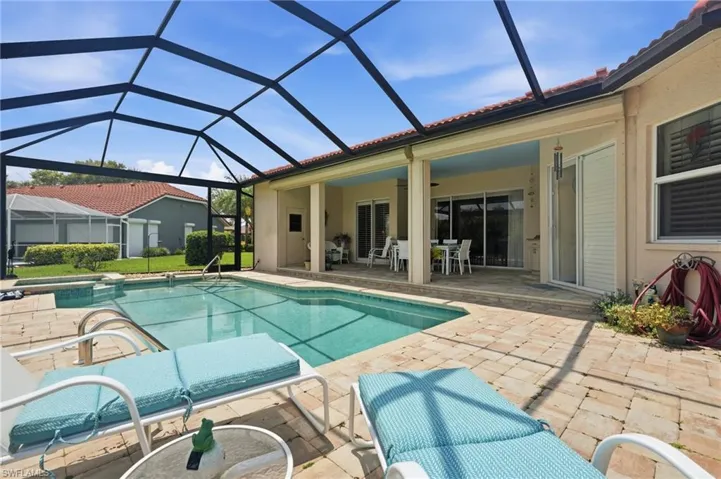8861 Creek Run Dr, Bonita Springs, Florida 34135