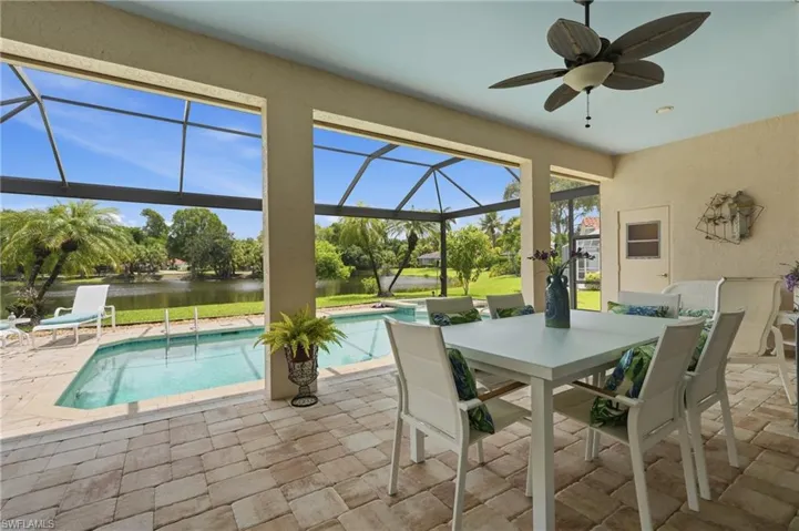 8861 Creek Run Dr, Bonita Springs, Florida 34135