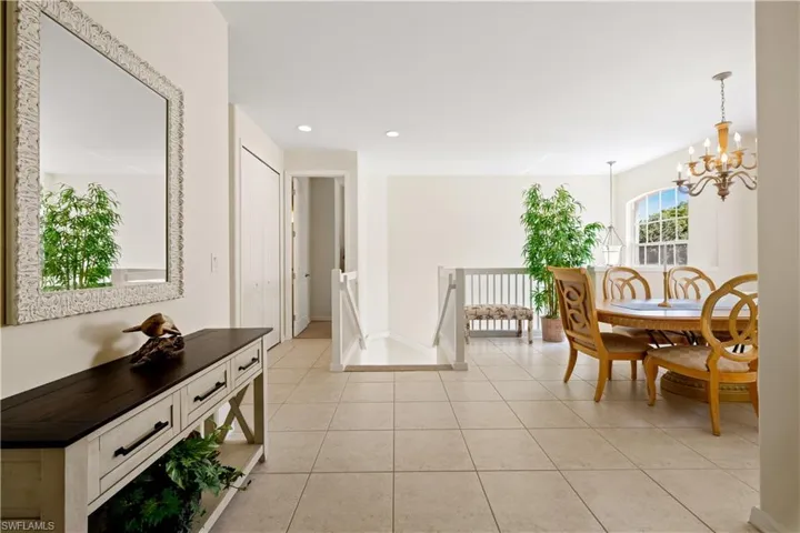 2180  Arielle  DR, Naples, FL 34109