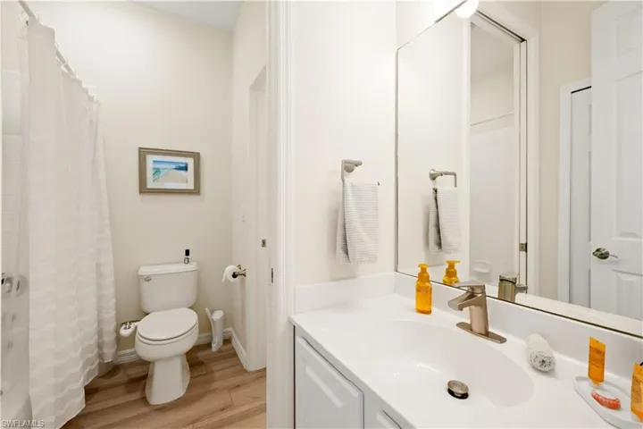 2180  Arielle  DR, Naples, FL 34109
