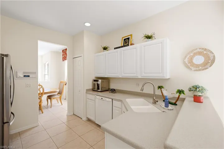 2180  Arielle  DR, Naples, FL 34109