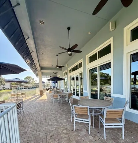 5950  Trailwinds  DR, Fort Myers, FL 33907