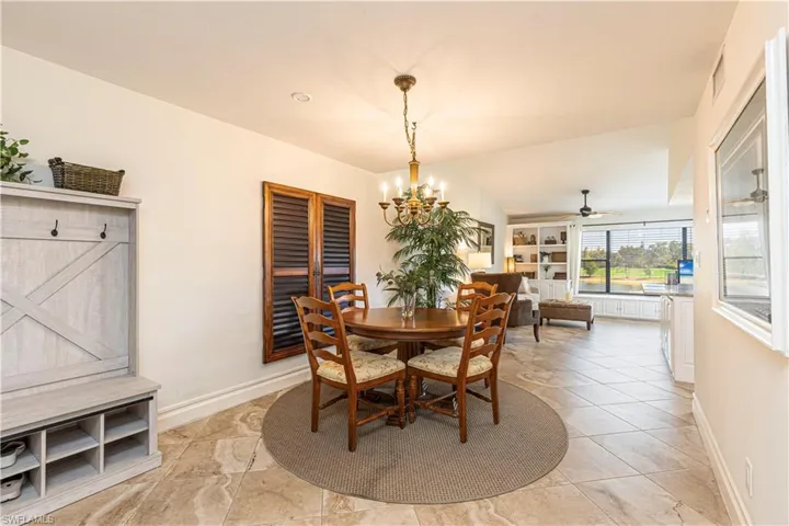 5950  Trailwinds  DR, Fort Myers, FL 33907