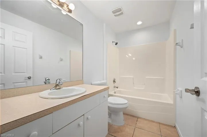 105  Alan N AVE, Lehigh Acres, FL 33971