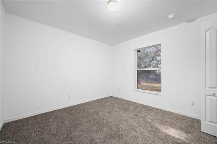 105  Alan N AVE, Lehigh Acres, FL 33971