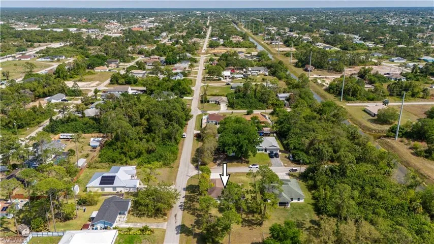 105  Alan N AVE, Lehigh Acres, FL 33971