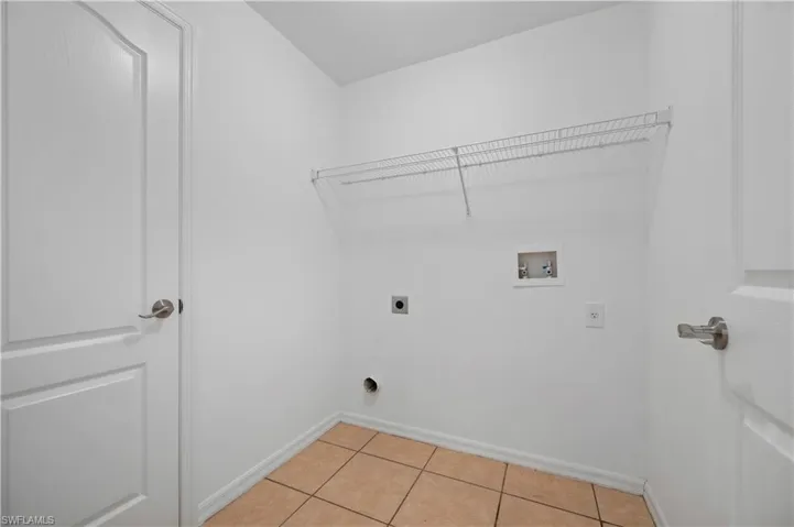 105  Alan N AVE, Lehigh Acres, FL 33971