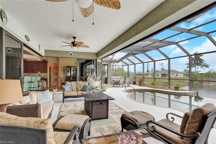 2102 Ne 22nd Ave, Cape Coral, Florida 33909