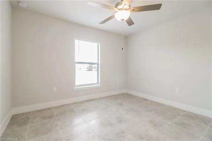 2702  31st SW ST, Lehigh Acres, FL 33976