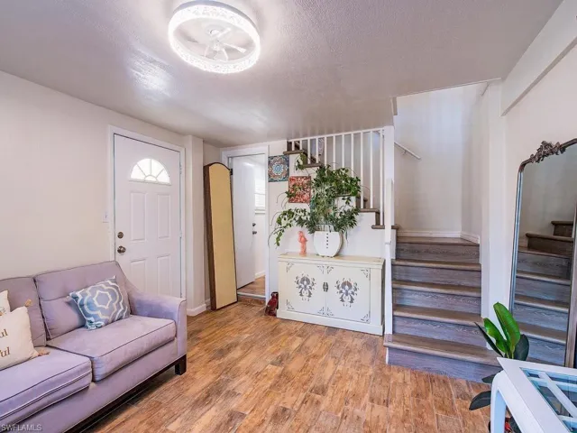 1881 Danford St, Naples, Florida 34112