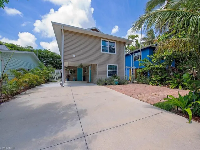 1881 Danford St, Naples, Florida 34112
