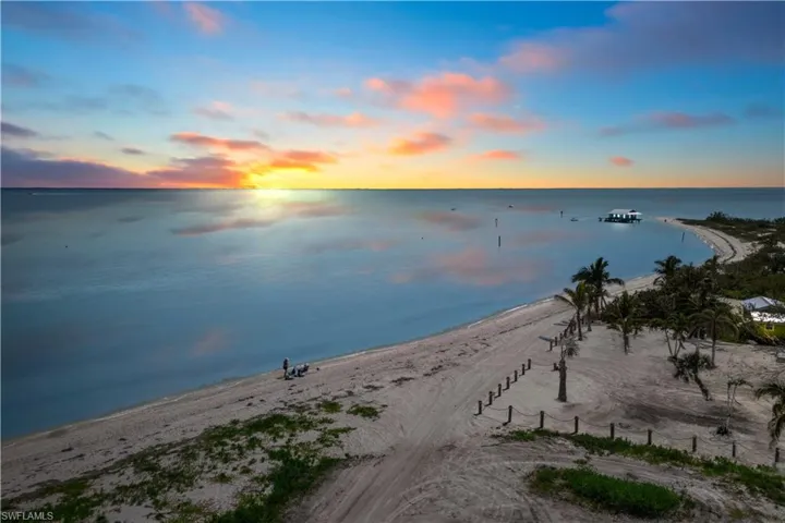 West facing sunsets from the front of the property.  The Point House acts as a guide for boaters coming into the bayside of the island and visiting guests/restaurants etc.