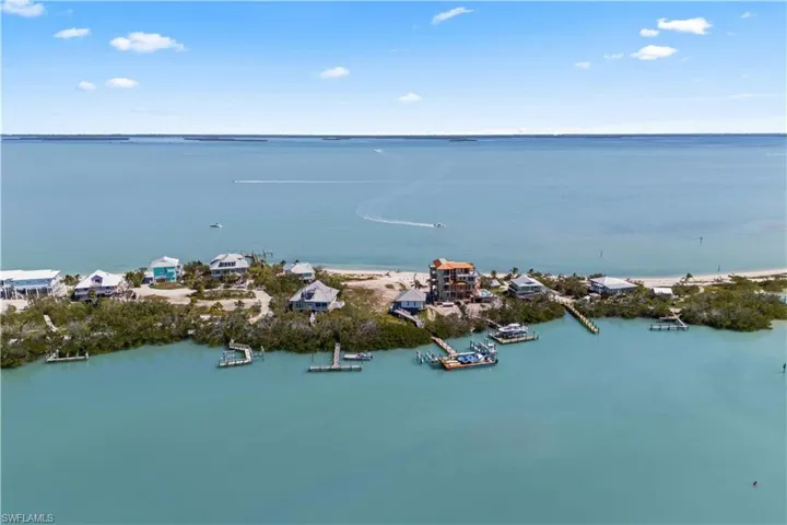 View looking west and into the wide open waters of the Gulf of America.