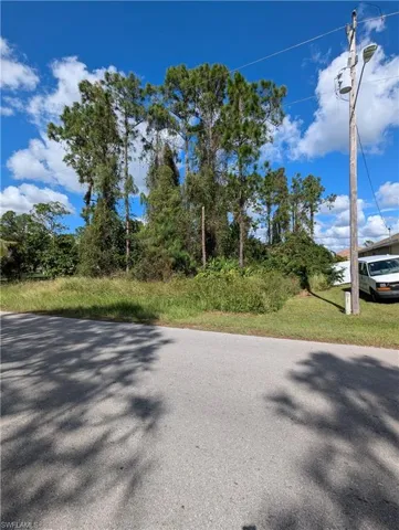 2710 19th St W, Lehigh Acres Fl 33971