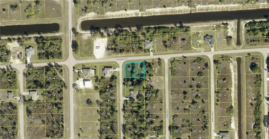 705 Oro Ave S, Lehigh Acres Fl 33974