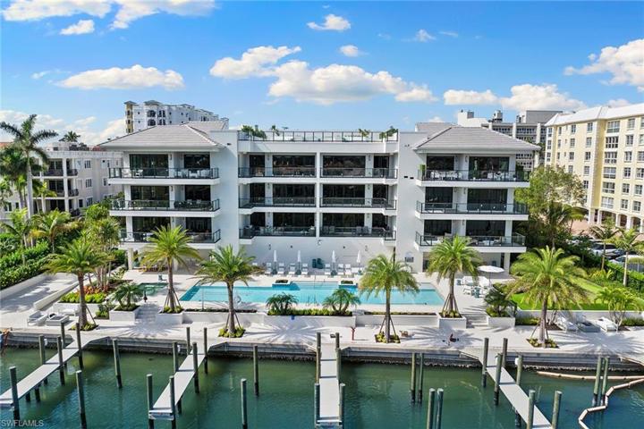 1820  Gulf Shore N BLVD, Naples, FL 34102