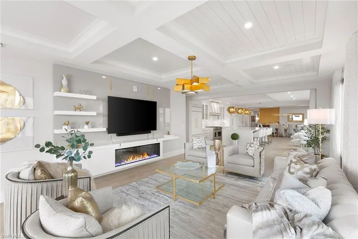 1820  Gulf Shore N BLVD, Naples, FL 34102