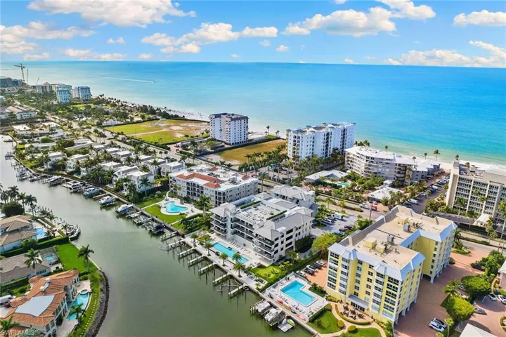 1820  Gulf Shore N BLVD, Naples, FL 34102