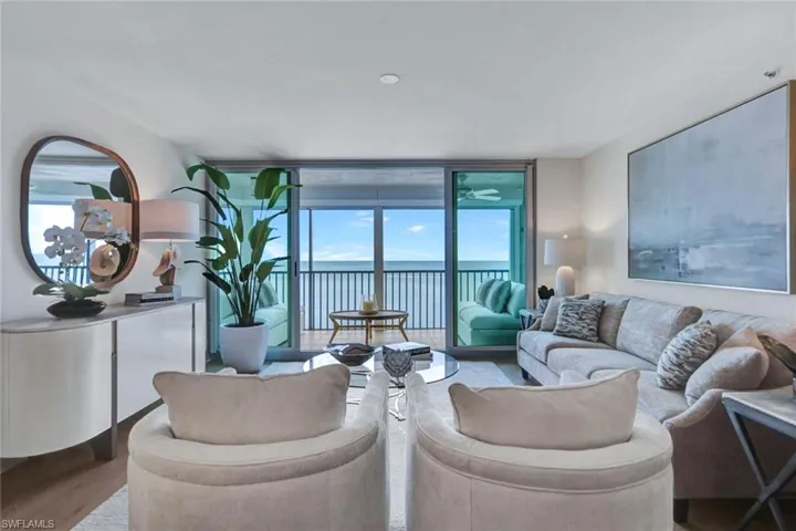 4651  Gulf Shore N BLVD, Naples, FL 34103