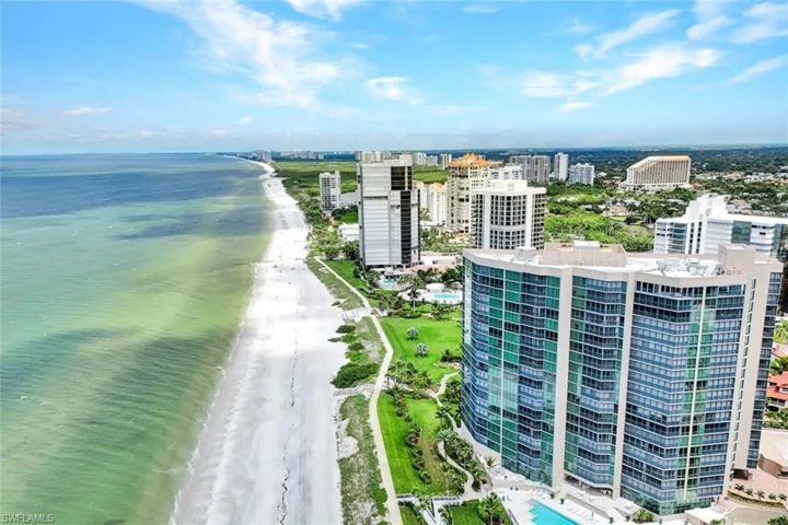 4651  Gulf Shore N BLVD, Naples, FL 34103