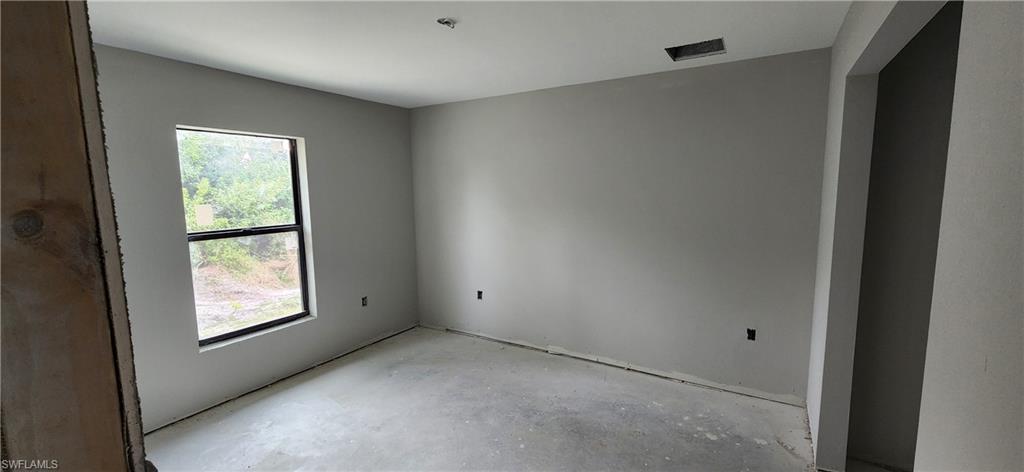 217 Preston ST, LEHIGH ACRES FL 33974