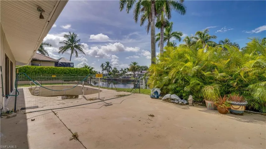 1712 Se 43rd St, Cape Coral, Florida 33904