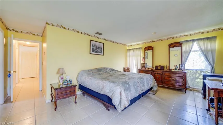 1712 Se 43rd St, Cape Coral, Florida 33904