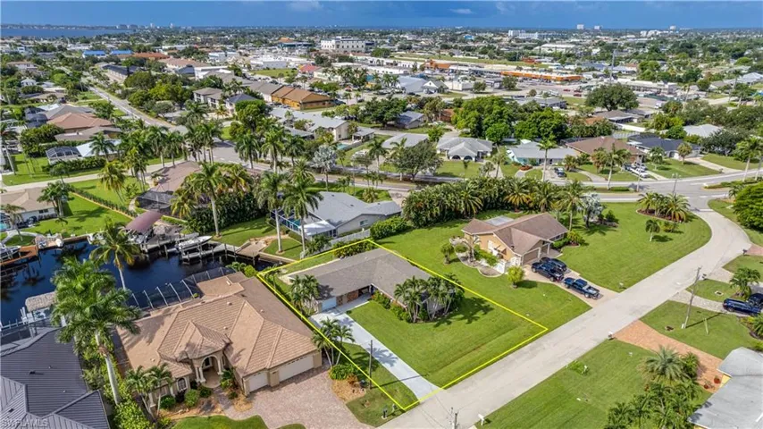1712 Se 43rd St, Cape Coral, Florida 33904