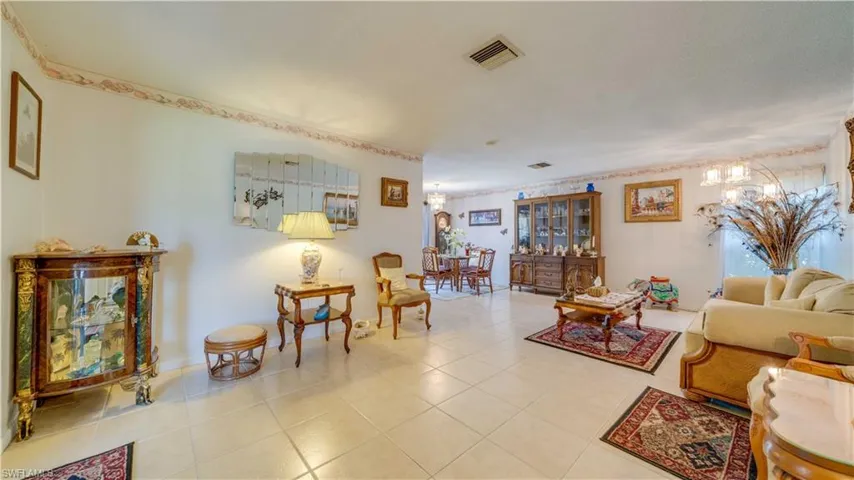 1712 Se 43rd St, Cape Coral, Florida 33904