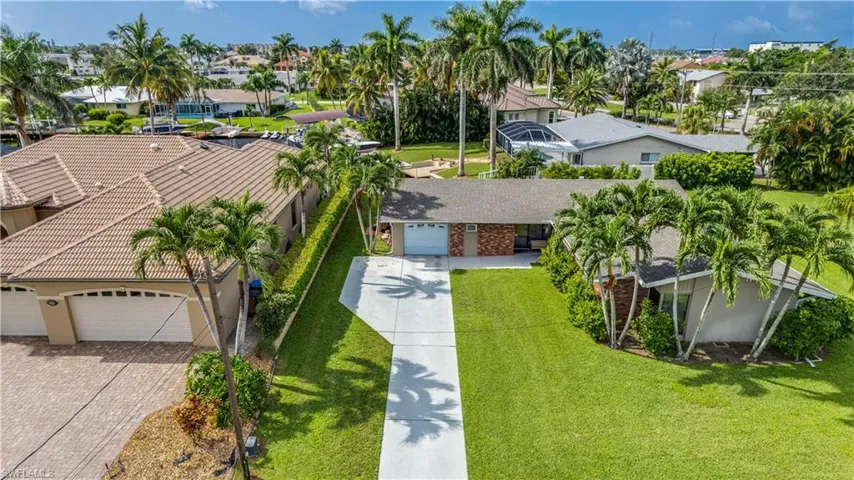 1712 Se 43rd St, Cape Coral, Florida 33904