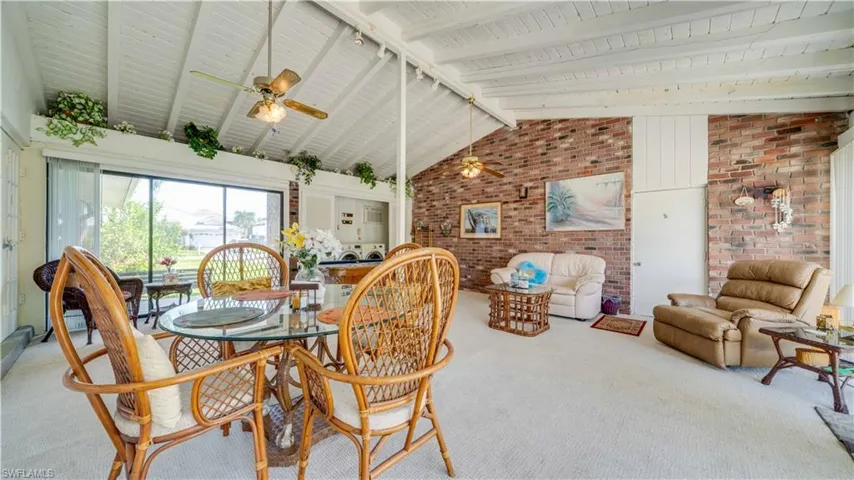 1712 Se 43rd St, Cape Coral, Florida 33904