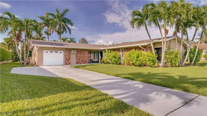 1712 Se 43rd St, Cape Coral, Florida 33904