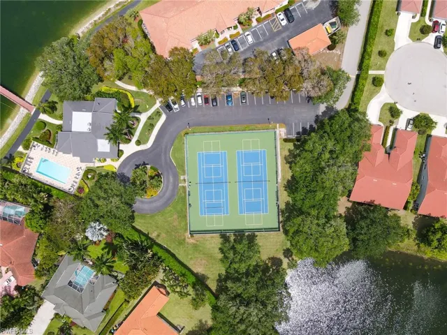 7306 Ascot Ct 10-2, Naples, Florida 34104