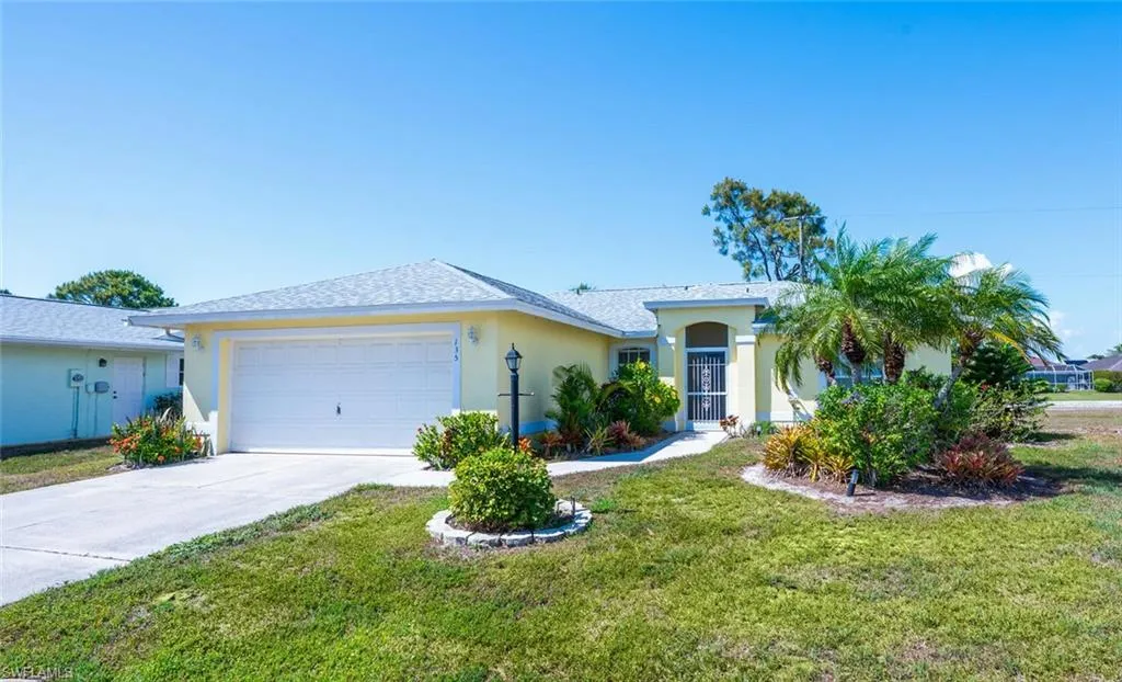 135 Blue Ridge DR, Naples, FL 34112,225033139