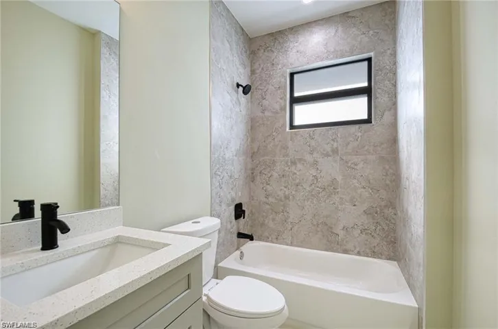 Full Bathroom in Guest House