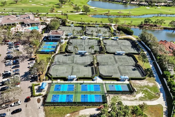 The Vineyards Tennis Courts and Pickleball Courts.