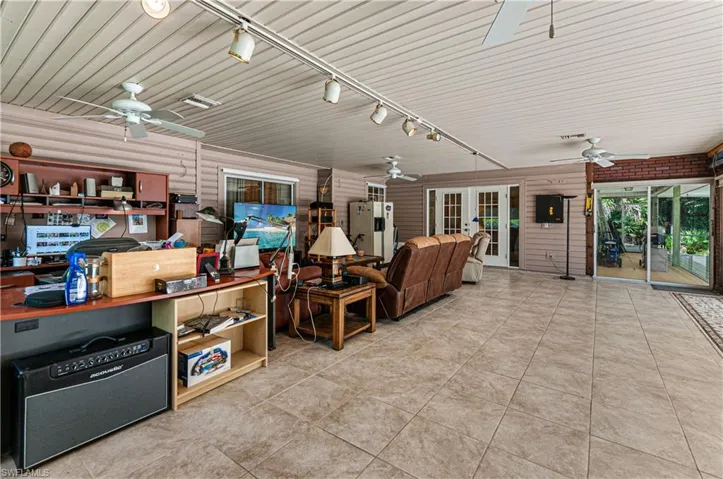5780  Hidden Oaks  LN, Naples, FL 34119