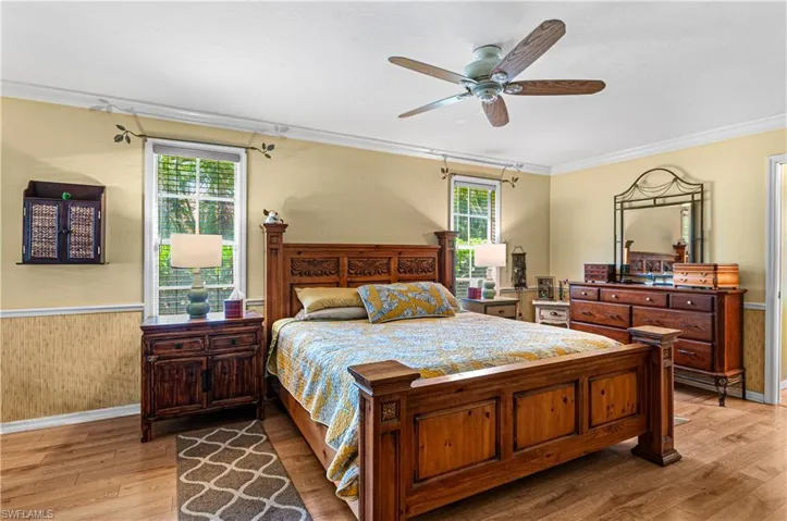 5780  Hidden Oaks  LN, Naples, FL 34119