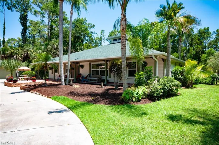 5780  Hidden Oaks  LN, Naples, FL 34119