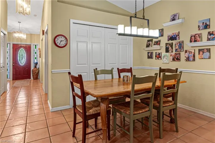 5780  Hidden Oaks  LN, Naples, FL 34119