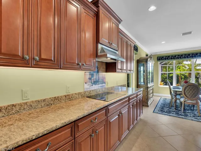 Granite Countertops & Designer Cabinetry