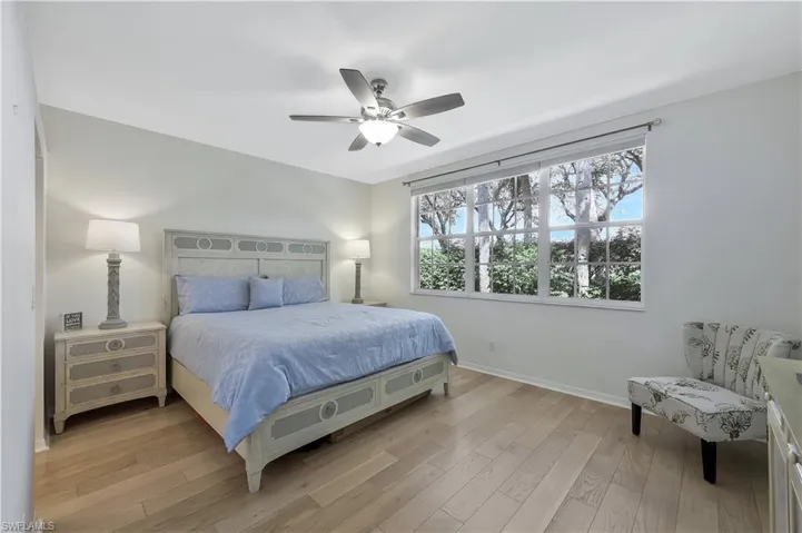 8380  Excalibur  CIR, Naples, FL 34108