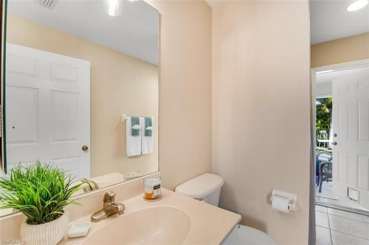 2913 SW 8th PL, CAPE CORAL FL 33914