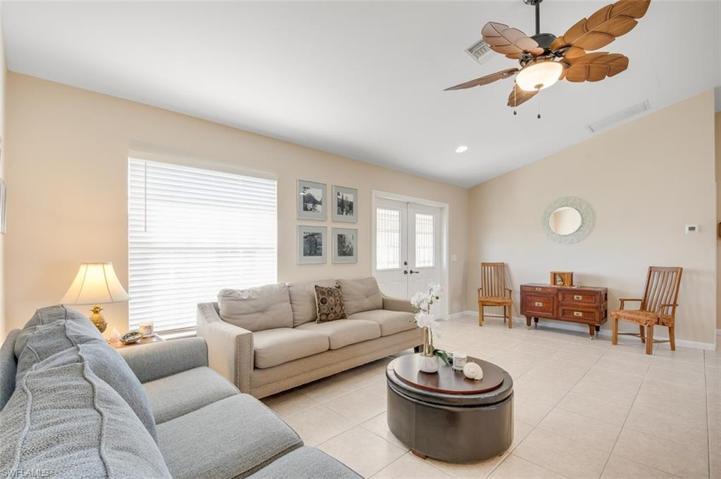 2913 SW 8th PL, CAPE CORAL FL 33914