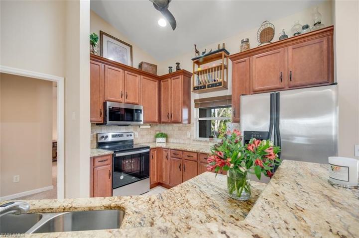 2913 SW 8th PL, CAPE CORAL FL 33914